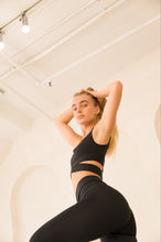 Load image into Gallery viewer, CROSS LEGGING